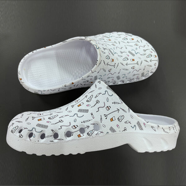 Sandals & Slippers